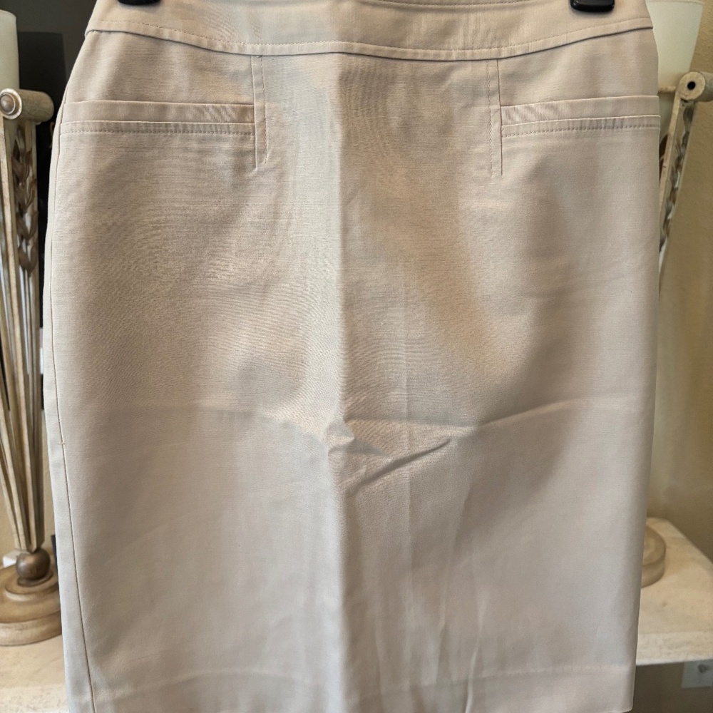 Women’s skirt